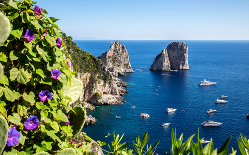 TUTTO IL FASCINO DI CAPRI